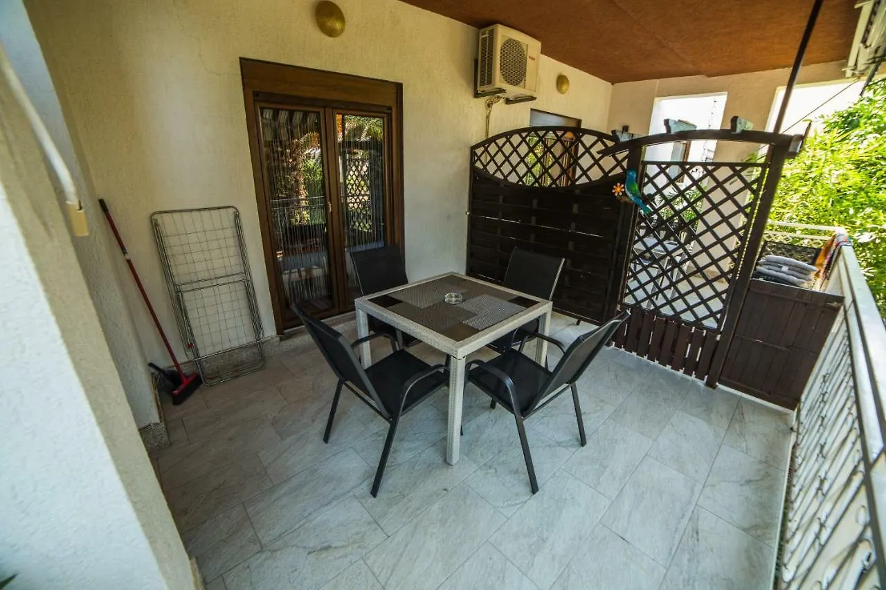 Apartments Vila Palma Medulin Villa